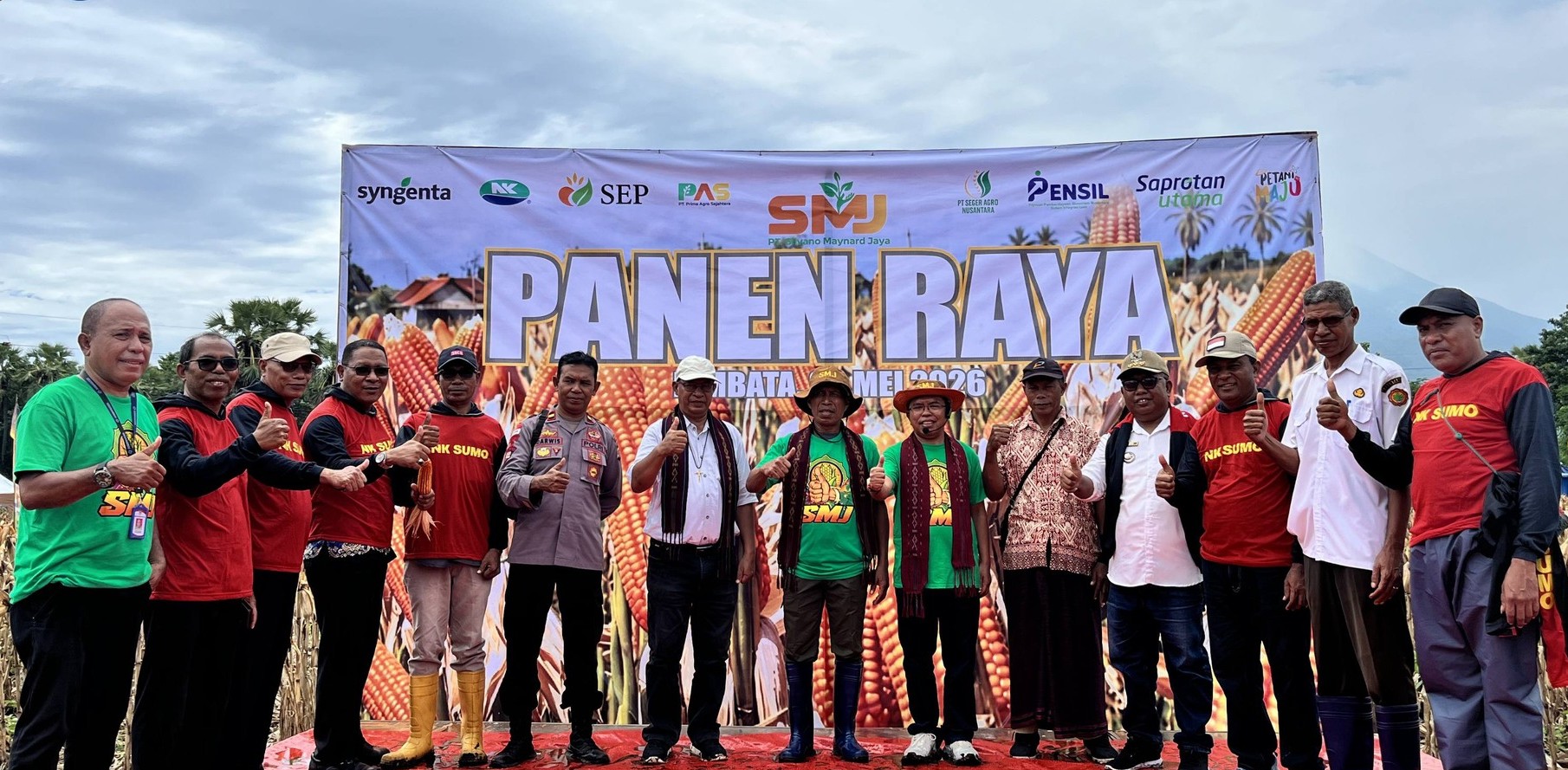 Wakil Bupati Lembata Panen Raya Jagung PT SMJ, Dorong Kolaborasi Pertanian Modern dan Mandiri